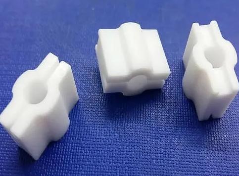 橡胶是导体还是绝缘体?
